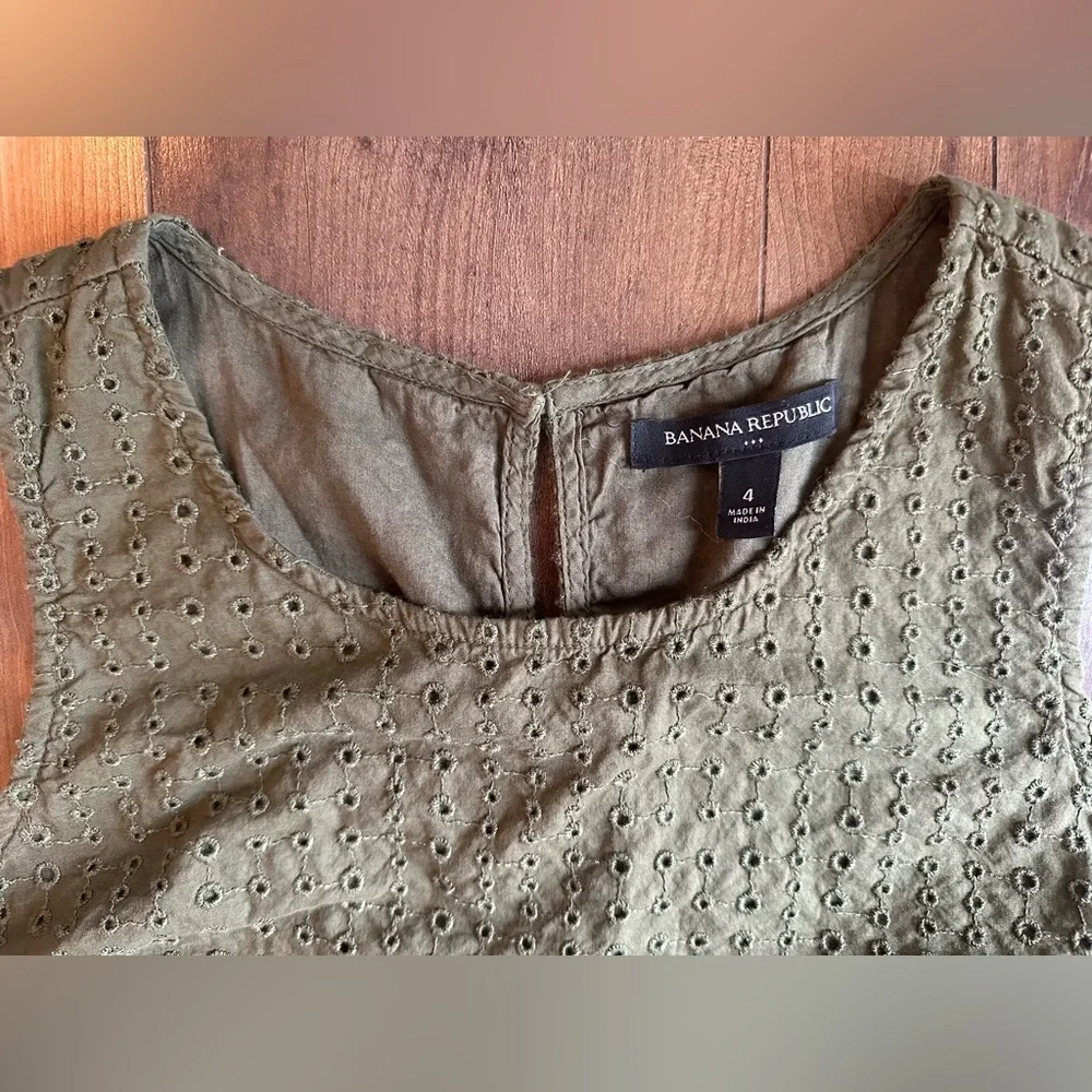 Banana Republic Olive Eyelet Dress Size 4 | Sleeveless Belted Cotton Chic - Picture 4 of 6